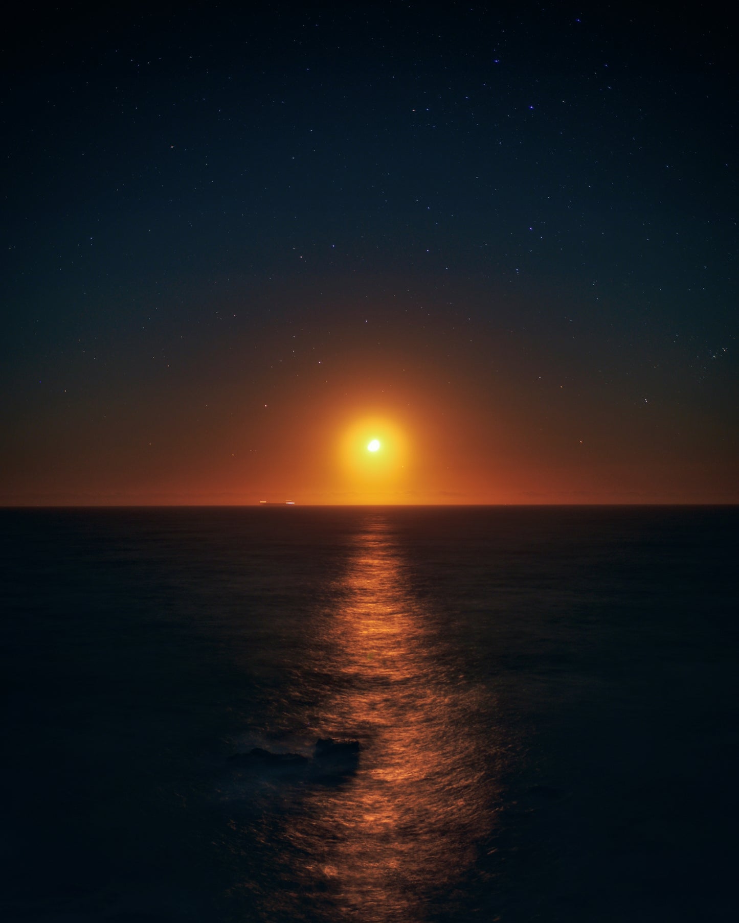 Limited Edition Moonrise Print – Astrophotography Wall Art